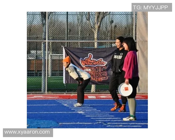 南京飞盘队进攻战术解析与团队配合策略深度剖析 南京飞盘队进攻战术解析与团队配合策略深度剖析