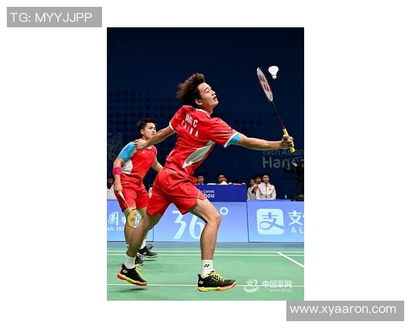 杭州亚运会羽毛球队展现强大实力与团队精神的精彩表现分析