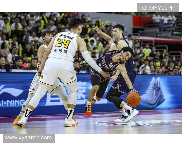 深圳篮球队实力大变革引发热议球迷期待新赛季精彩表现 深圳篮球队实力大变革引发热议球迷期待新赛季精彩表现