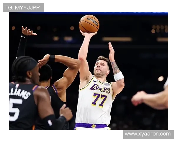 7人上双惊险逆袭！湖人遭老鹰终结5连胜，东契奇22+11努力无果